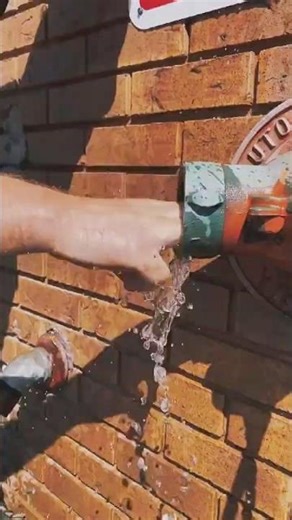 How does a fire hydrant work 🤔