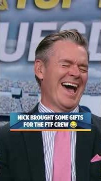 Nick loves to bring gifts #nfl #football #bears