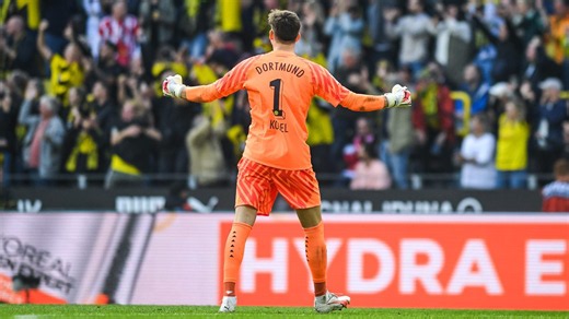Gregor Kobel: Who is Borussia Dortmund's colossal Swiss custodian?