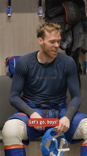 Alex Formenton Awards the Post-Game Helmet 🪖