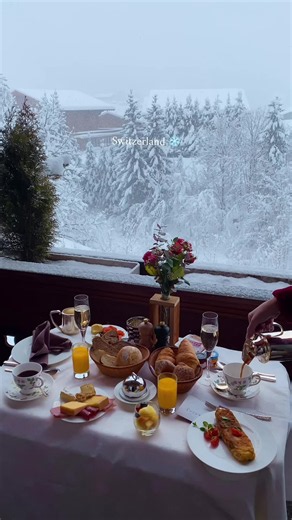 Switzerland in Winter: A Guide to Grindelwald, Zermatt & the Matterhorn ❄️