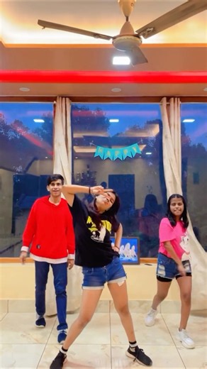 Bing Bing Boo 💃🔥 Friends Ki Full Masti 😍 | Crazy Dance Vibes #Shorts