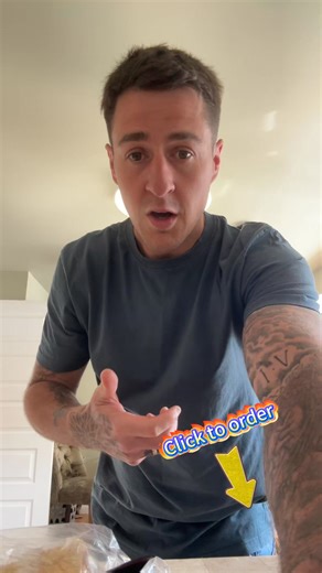 Can’t agree on just one chocolate? You don’t have to. This Mixed Mini Chocolate Party Pack brings together all the UK favourites in one generous bag — Snickers, Mars, Twix and more, all in fun-size bars made for sharing. Perfect for parties, movie nights, offices, celebrations or topping up the treat drawer at home. With 71 individually wrapped mini bars, there’s something for everyone — sweet, crunchy, chewy and chocolatey. ✨ Why it’s a crowd-pleaser: • Includes Snickers, Mars, Twix & more • 71