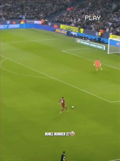 Dark and bright side of Darwin Nunez. https://t.co/O6CzymVXEz