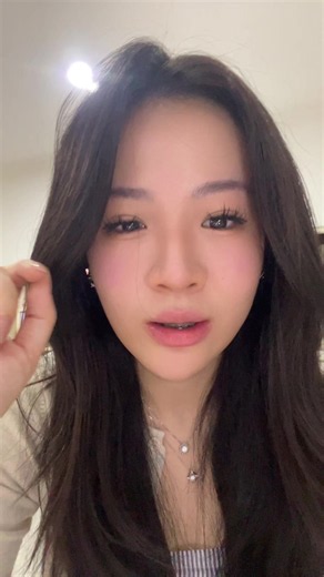 Cia ☁️🐝 (@cia.hartono)’s videos with original sound - Cia ☁️🐝