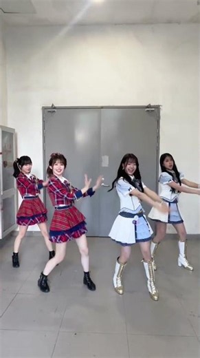 with TSH48 (Gui ChuChu & Qiu DiEr) | Dance Challenge | #PonytailtoShushuTH