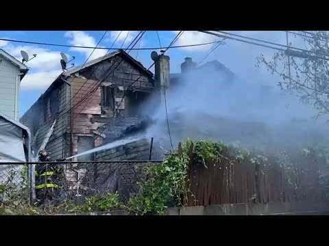 14 FDNY firefighters injured as wind-fueled fire burns through homes in Queens