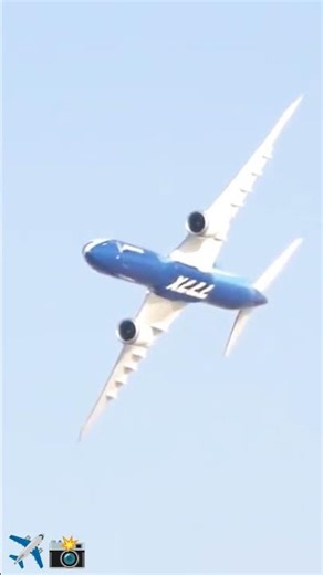 Boeing 777X vertical Flying 😍 #airplane #aviation #boeing777