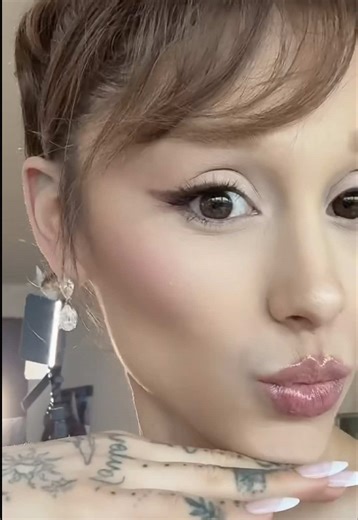 get ready with ari for the critics choice awards ♡ ☆ cherry blossom blush palette ☆ something new ･ﾟ｡ ☆ sweetener foundation in light 8NW ☆ sweetener concealer light 4G ☆ flourishing lengthening mascara ☆ interstellar highlighter topper in miss mercury ☆ hypernova matte bronzer in solar storm ☆ practically permanent lip stain marker in booked n busy ☆ on your collar plumping gloss in pink razor