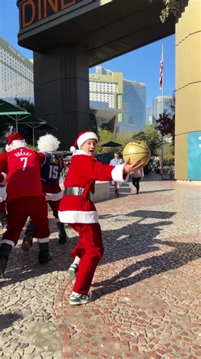 He was not expecting that present 🥹 But the best gift is to have 5 NBA games on Christmas Day! 🎁 #NBAXmas action is underway on ABC & ESPN! (via Tuvok Wassenberg) | NBA