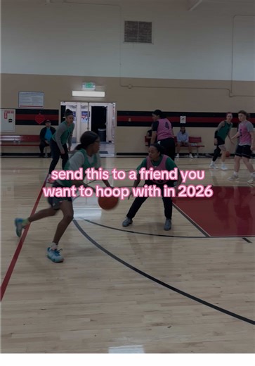 Come hoop with us every Monday from 8:00-9:30pm😊 January schedule is now up on our website: thehooperscollective.com/register🏀🤝 #womensbasketball #wnba #ncaabasketball #collegebasketball #sandiego