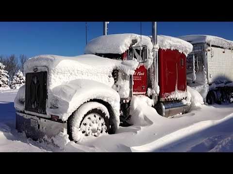 INSANE Old Diesel Engines Cold Starts EXPLODING with Smoke & Thunder! 3