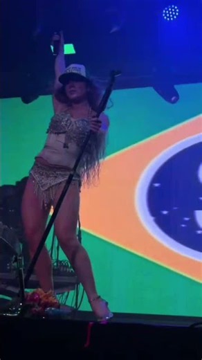 Slayyyter “ Beat Up Chanels “ Live @ São Paulo 💚 pt. 5