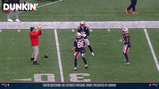 LIVE: Patriots Pregame Warm Ups MIA vs. NE | 4:25 PM | FOX | New England Patriots