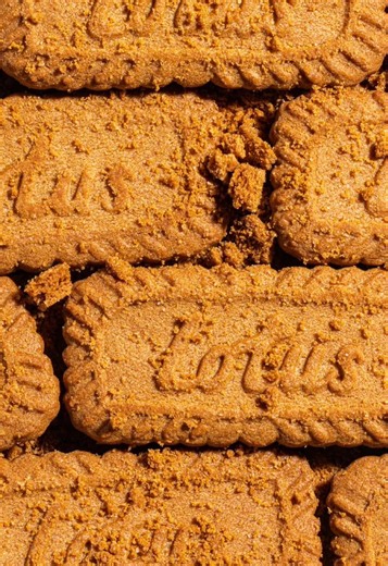Lotus Latte Recipe – How to Make a Lotus Biscoff Coffee