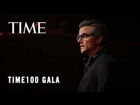 Wagner Moura Introduces Labor Rights Leader Dolores Huerta at the 2026 Time100 Gala