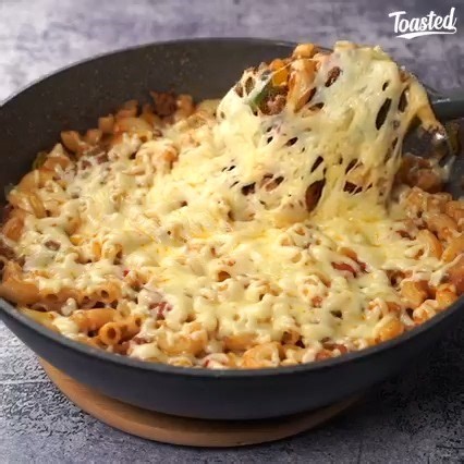 This Pasta is easy and incredibly delicious. Everyone will ask you for the recipe. | Toasted