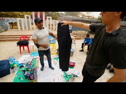 I Took My Pants Off For A Street Artist 🙊