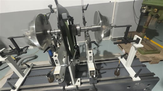 🔧 Dynamic Balancing Test: Ensuring High-Quality Centrifugal Compressor Impellers 🌪️ we strictly follow industry standards in conducting dynamic balancing tests for every centrifugal compressor impeller. This critical technology ensures that each product operates smoothly at high rotational speeds, maximizing its lifespan and performance. 🎥 In this video, watch as we utilize precision equipment to perform dynamic balancing, ensuring every detail is perfectly calibrated. We specialize in provid