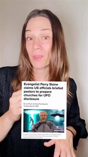 UFO “Disclosure” is being prepped right now, and the briefing details make it clear this is not about truth.Evangelist Perry Stone (April 27, 2026) reported that a trusted pastor friend was part of a group of clergy secretly invited by U.S. officials/government-linked figures. “There’s going to be a release concerning aliens… You need to prepare your people.” Details reportedly included non-Earth “crafts” and “reptilian-looking creatures.” Stone says the officials warned that the coming revelati