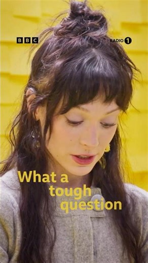 Holly Humberstone's Musical Notes - Britney or Christina? #hollyhumberstone #music #radio1 #pop