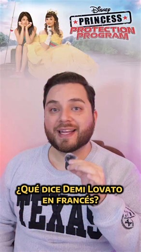 🇫🇷 ¿Qué dice Demi Lovato en francés en Princess Protection Program? En esa escena muchos se sorprenden porque de repente cambia al francés… y si no lo entiendes, te quedas con cara de “¿qué dijo?” 😅 👉 En el video vamos a escuchar exactamente la frase, analizar qué significa y ver si realmente su pronunciación suena natural o más bien aprendida para la escena. Este tipo de momentos en películas son perfectos para entrenar el oído, porque mezclan actuación con idioma real. A veces entendemos l