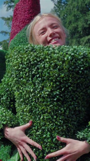 Behind the magic of topiary! 🎬🌳 | Descendants: Wicked Wonderland BTS | Disney Channel