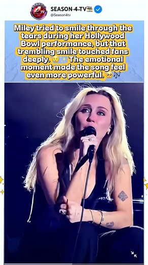 Miley Cyrus Fights Back Tears While Singing “Jolene”! 🎤❤️ #mileycyruslyrics
