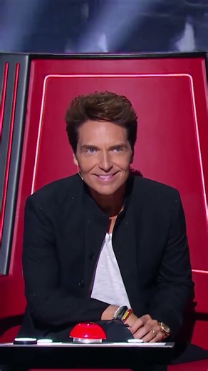 This Insane Groove Made Everyone Stand Up! #thevoice #4chair