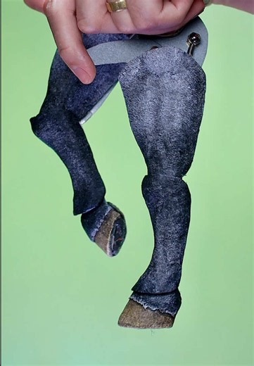 Making moving horse legs for #KnightandtheSnail | Stop Motion Animation