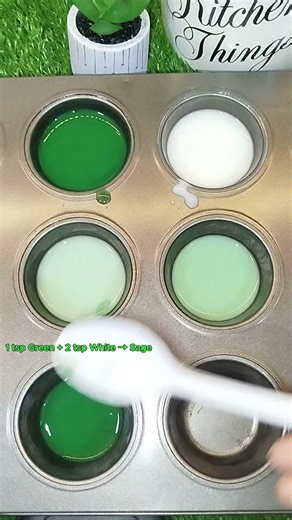 2 Colors Make 4 Green Shades! 💚 Can You Name the 4th One? #asmr #colormixing