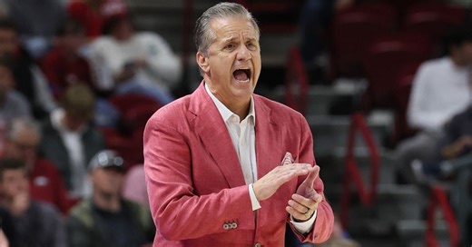 Latest on Arkansas basketball's search for starting big man