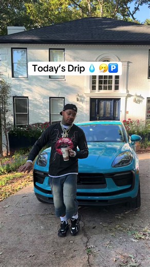 Rate this fit 1-10: Today's drip outfit ideas