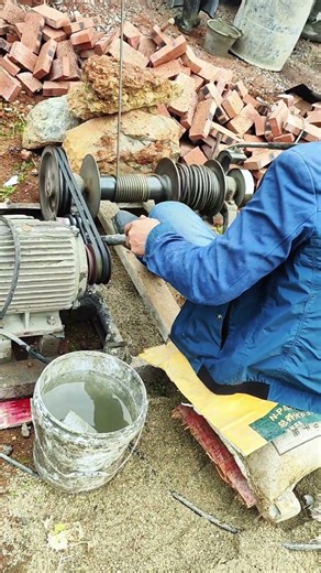 WATCH This Homemade Electric Winch With Manual Brake System🏗