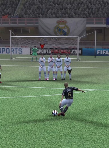 A world-class free kick by Roberto Carlos for Corinthians against Real Madrid! ⚽️ | Game: FIFA 11 #robertocarlos #freekick #footballgame #fifa11 #playstation2
