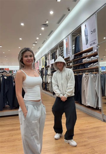 amam (@ilhamputrayuda)’s video of swig chicago bar nisha