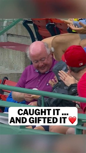 Watch this young fan's reaction to getting a ball 🥹