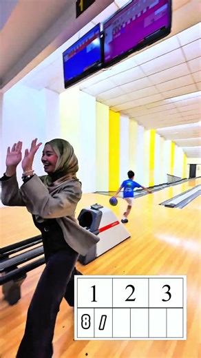 EP001 – Mr Top Bowling Strike ChallengeStrike with MR TOP! 🔥 #bowling #bowlingcenter #sports