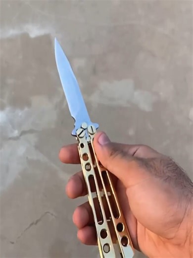 Forging an Impressive Butterfly Knife #forging #blacksmith #blacksmith #crafts #KnifeMaking | Random Hands