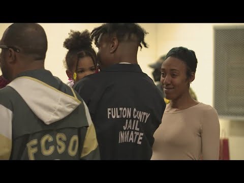 Fulton County Sheriff's Office reunites incarcerated fathers with children for the holidays