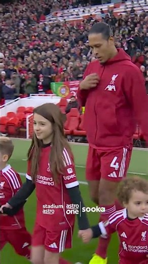 Dinis and Duarte, the sons of the late Diogo Jota, walked out with the mascots at Anfield
