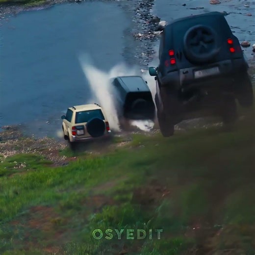 The car chase in No Time to Die is pure adrenaline #jamesbond #notimetodie #actionscene