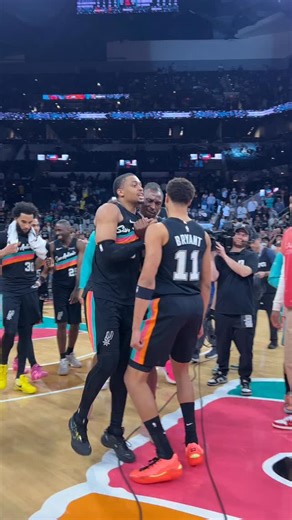 KJ with the honors tonight! 🥁 | San Antonio Spurs