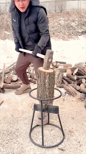 New Way to Split Firewood #farmingtools