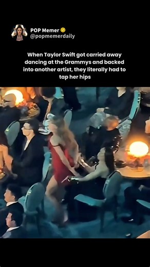 Taylor Swift dances into another artist at the Grammys and gets a little TAP 😭 #taylorswift