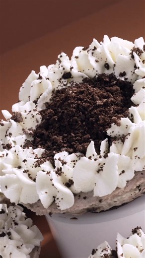 It’s official! Galveston, we’ve arrived! 🎉 Join us January 9th for our Grand Opening and enjoy desserts baked fresh just for you. | Crumbl