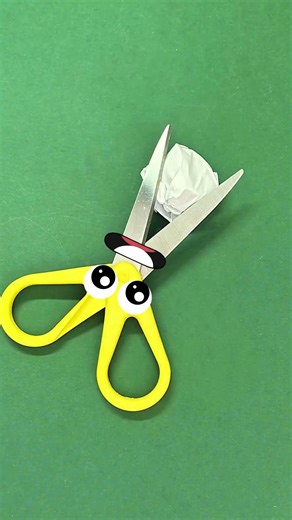 Rock-Paper-Scissors Showdown: The Ultimate Twist! 🎉✂️