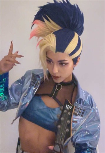 KDA comeback soon? Akali KDA cosplay transition & wig tips