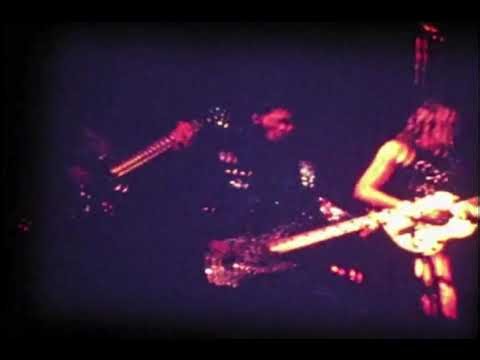 The Alice Cooper Group live at Cincinnati Gardens, 1972 (8mm Footage)