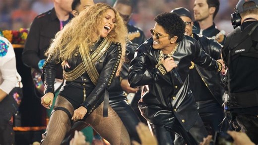 Beyoncé Bruno Mars Crash the Pepsi Super Bowl 50 Halftime Show | NFL | Ernesto Gonzalez Valdes